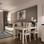 Super Διαμέρισμα